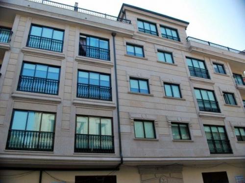 Se alquila bajo comercial en Vilagarcia de Arousa muy prOximo