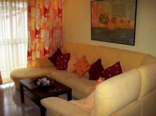 Magnifico piso en perfectisimo estado acabado de reformar totalmente amueblado