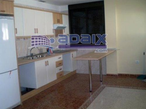 Magnifico piso en el mismo centro de Candelaria a dos