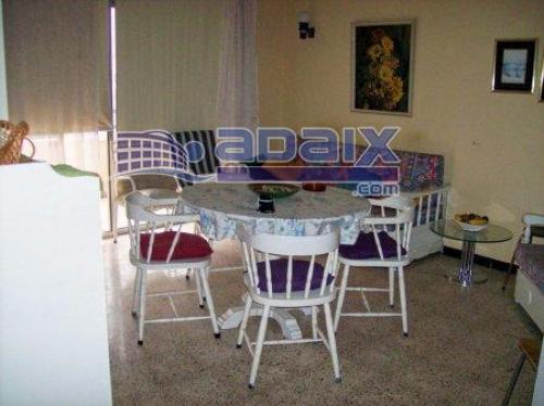 Bonito apartamento en perfecto estado en el centro de Candelaria.