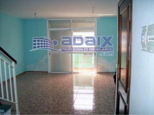 Magnifico duplex de tan solo 5 años de antiguedad rodeado