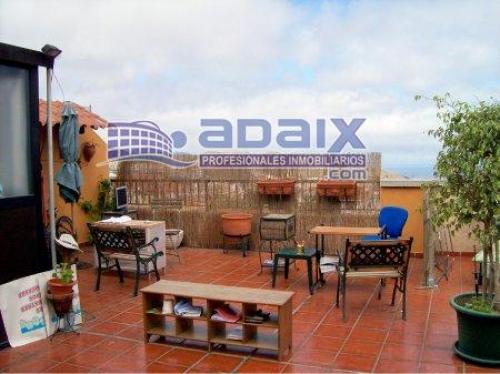 Predcioso adosado cocina amueblada armarios empotrados garage cuarto trasteroy amplisi