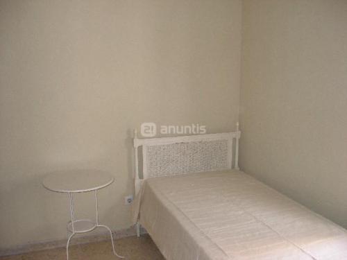 Se alquila piso en el barrio de la Macarena en