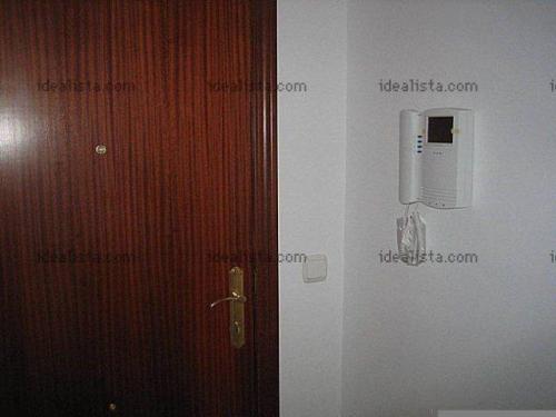 Se vende piso a estrenar en ecija.Patio exterior de 22