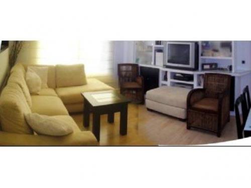 Se vende piso en el barrio de NerviOn en Sevilla.Piso