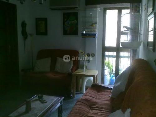 Se vende piso reformado en zona centro de Sevilla.El piso
