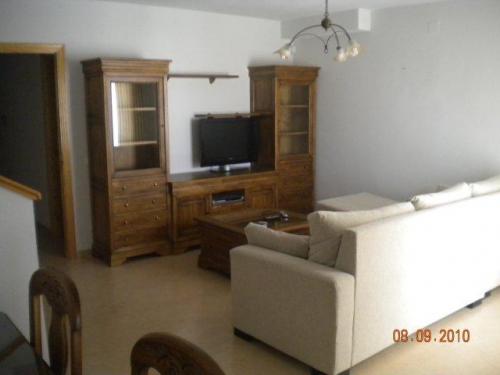 Chalet Adosado en la localidad de Arges urbanizacion Las Eras.