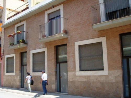 Vivienda Unifamiliar en Paiporta cerca de tiendas restaurantes ambulatorio colegios