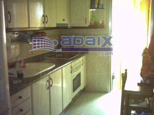 Piso en Picassent. EconOmico casco antiguo cerca del metro colegios