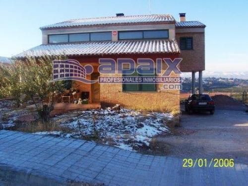 Chalet en Montserrat. Urb. CAMPO de GOLF sector Vertix XXI