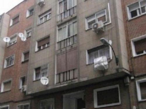 Piso de 71.06 m2 utiles .Piso de tres dormitorios y