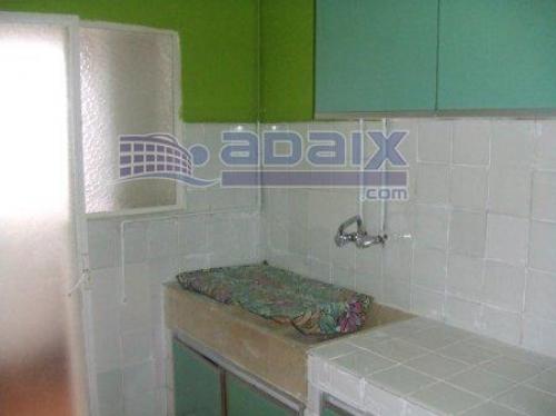 JUNTO PLAZA SAN FRANCISCO . EDIFICIO CON PORTAL Y ASCENSOR