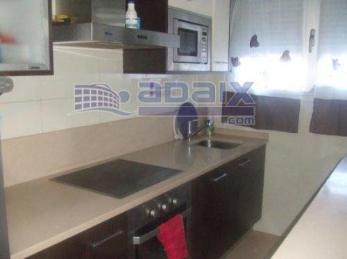 CADRETE DUPLEX 3 dormitorios +salon calefaccion individual a gas garaje