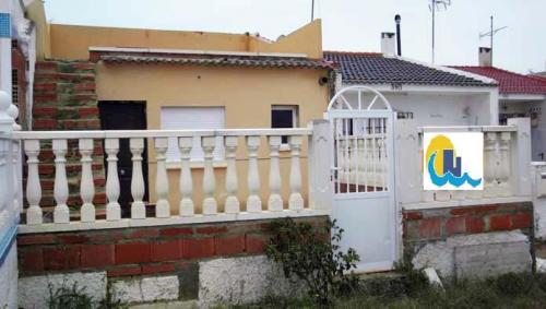 CASA EN PLANTA BAJA