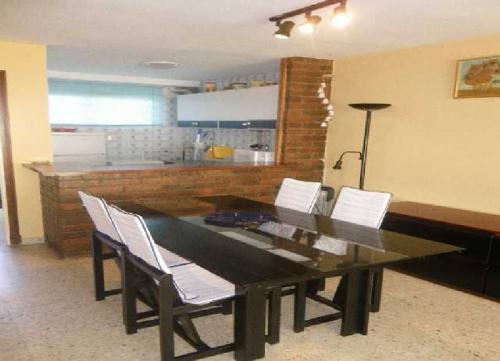 Ref. 1675 - Piso en Urbanizcion Maran, San Juan Playa.