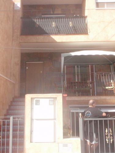 ROSNELY VENDE DÚPLEX CON ASCENSOR EN REDOVAN 