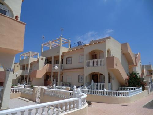 ORIHUELA.-COSTA BUNGALOW 2 HABS 72.000 EUROS.