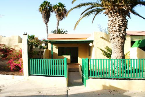 Increible oportunidad! Bungalow en Costa Calma con amplio jardin!
