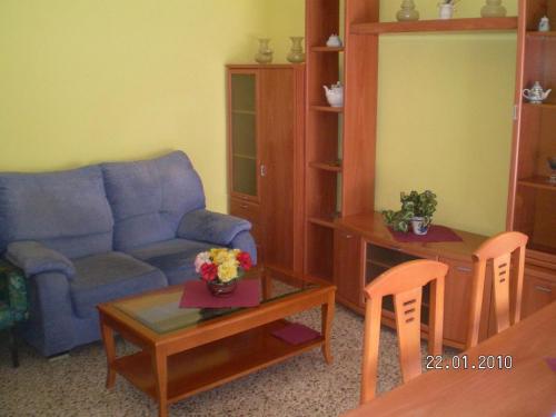 ROSNELY VENDE PISO JUNTO A LA PLAZA DE LOS ARCOS