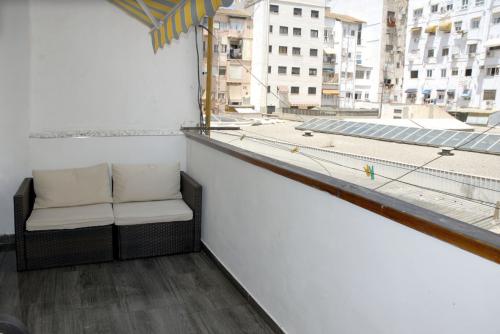 Vivienda con balcón-TERRAZA en Ruzafa