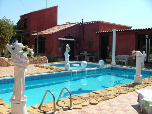 Chalet Rústico con piscina en Aledo, Murcia, España
