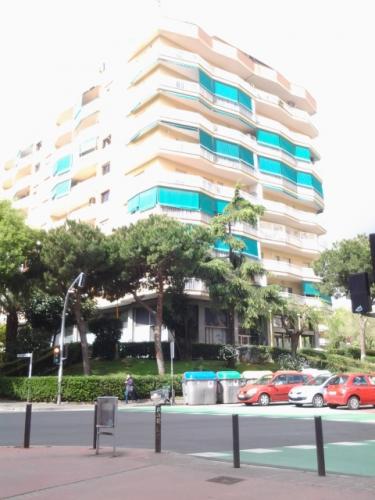 Carrer. Guasch  Badalona.