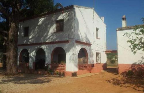 Se vende masia bodega de hacer vino