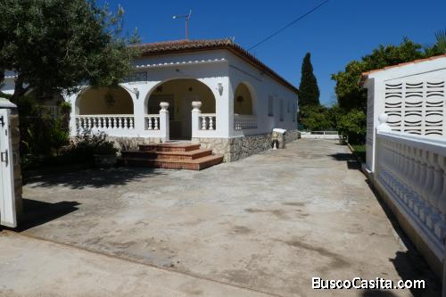 Chalet adosado con jardín en Playa Rabdells