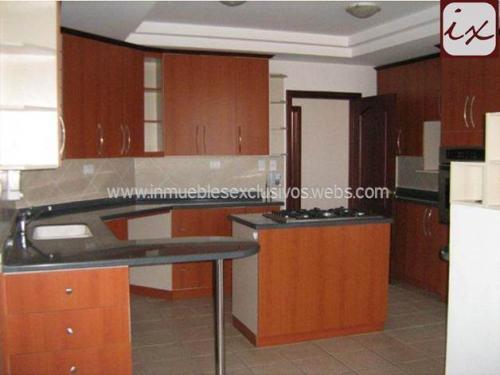 IX-61 Renta Penthouse Le Chapelet II