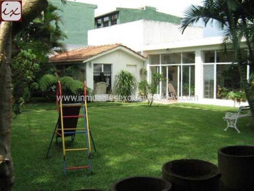 IX-190 Venta Casa zona 10 Ideal para Restaurante o Comercio