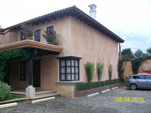 ALQUILO o VENDO APARTAMENTO LOFT EN LA ANTIGUA GUATEMALA