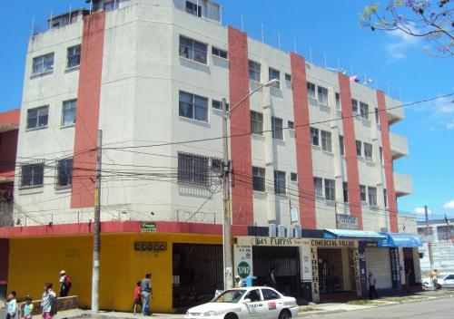 ganga remato edificio de apartamentos  en avenida del cementerio