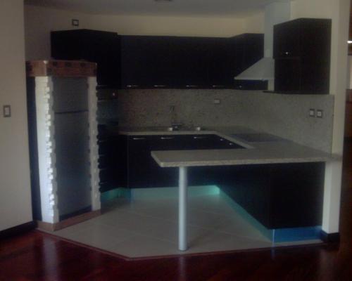 Alquilo Apartamento en Edificio Verdino