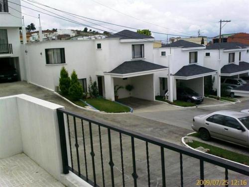 Venta Casa San Cristobal en Condominio