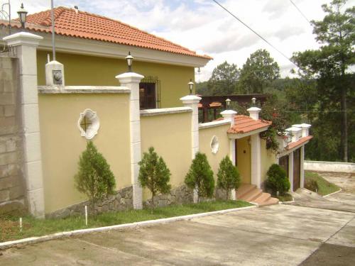 Vendo Propiedad en Santo Domingo Xenacoj