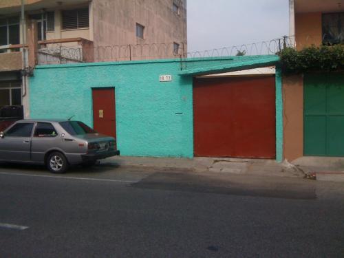 CASA EN ZONA 10
