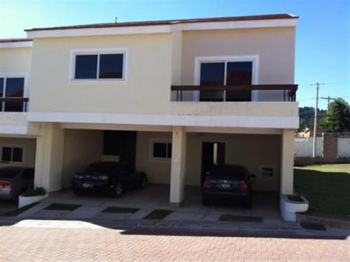 Venta Casa Nueva Cascadas de la Montaña Z.16