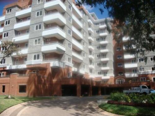 VENDO APARTAMENTO ZONA 7 – 2 HABITACIONES Y 2 PARQUEOS