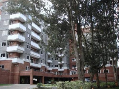 Vendo Apartamento Finos Acabados - Excelente ubicación