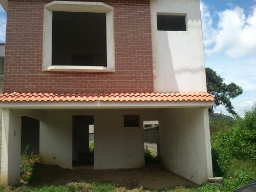 CASA EN CONDOMINIO VILLA LINDA, CHIMALTENANGO