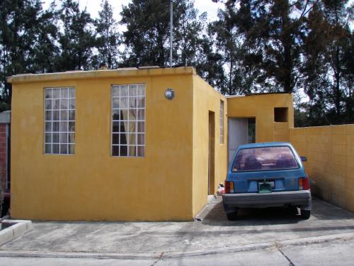 Vendo Casa en Bosques de San Jacinto Z. 10 de Mixco.