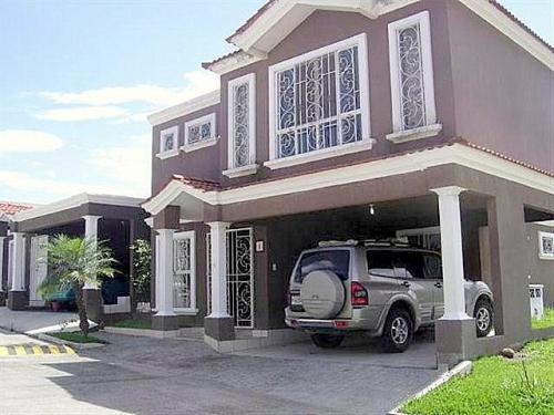 Las Victorias Casa 4 dormitorios, Palin, Escuintla