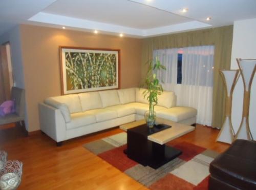 Moradas del Acueducto Apartamento A,  Zona 10