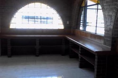 Doy en alquiler lilndo local en panajachel