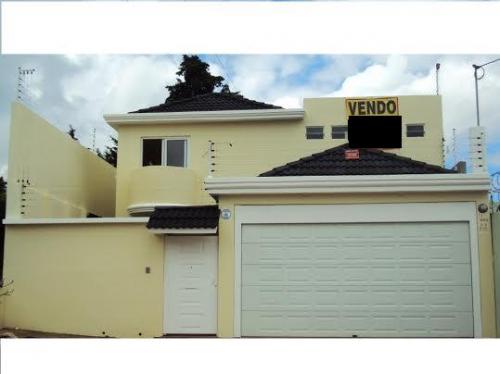 Venta de Casa en Hacienda Real, zona 16