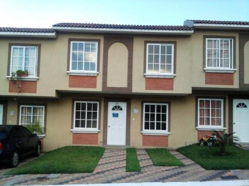 Viva en uno de los residenciales más lindos en Villa Nueva: VIÑA DEL SUR