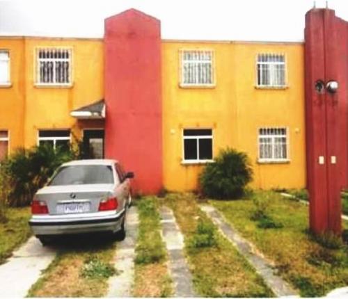 Linda casa en residencial con piscina