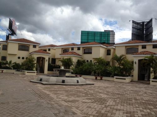 Alquilo exclusivo apartamento, Broken Sound, Diagonal 6, zona 10