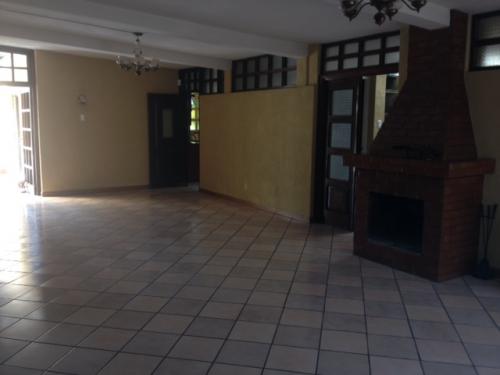 CASA ZONA 10 GUATEMALA, UN NIVEL, GARAGE 4/HABITACIONES
