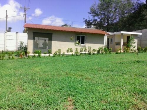 TERRENO 40X60 MTS ORILLA INTERAMERICANA SUMPANGO C/CASA 